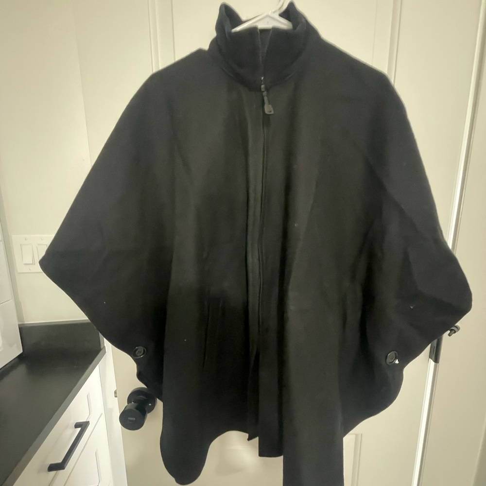 BEMIDJI Woolen Mills VTG Black poncho
